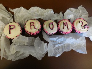 go to prom cupcakes
